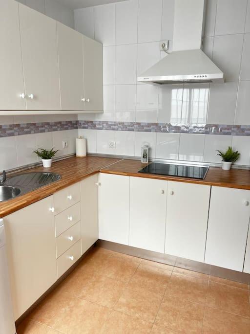 A Menos D 1 Min D Plaza Cabildo Apartment Sanlúcar de Barrameda Екстериор снимка